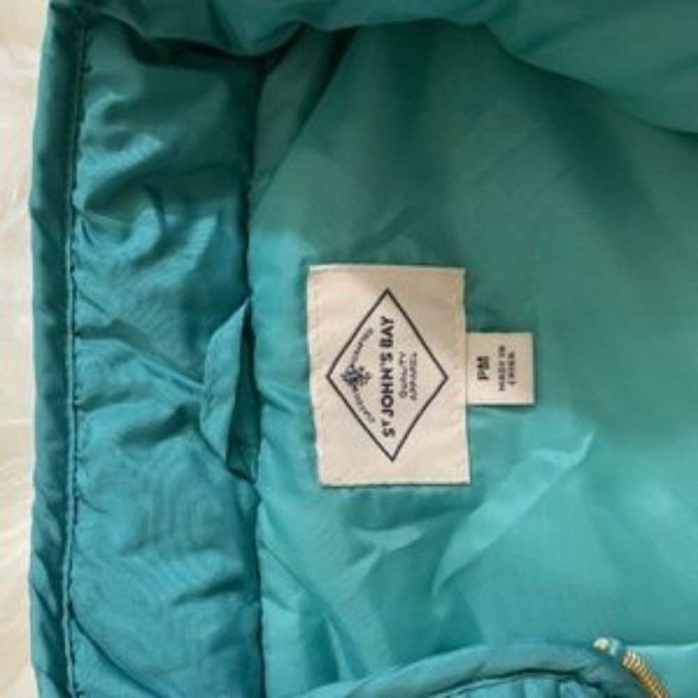 Women’s St Johns Bay Blue Puffer Vest Zippered - Picture 6 of 7